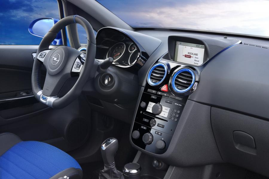  Opel Corsa OPC 2007 года  (фото 9 из 63)